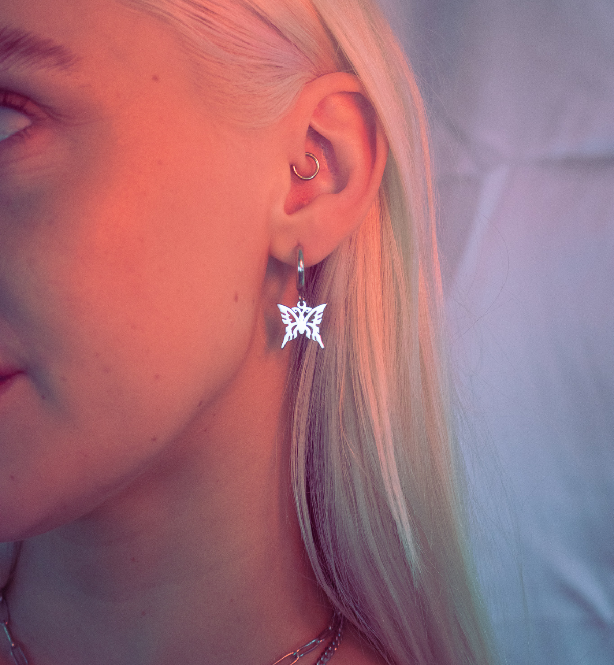 'flutter' earrings