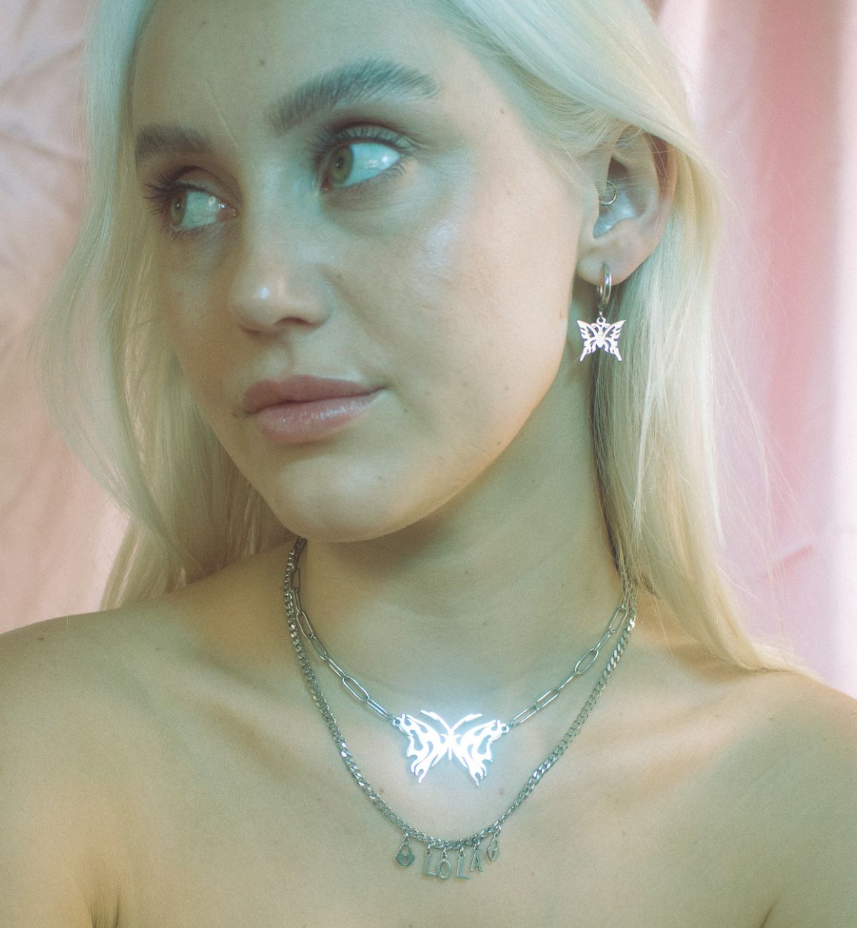 'flutter' necklace