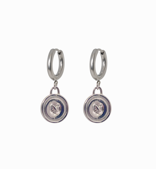 'button' earrings