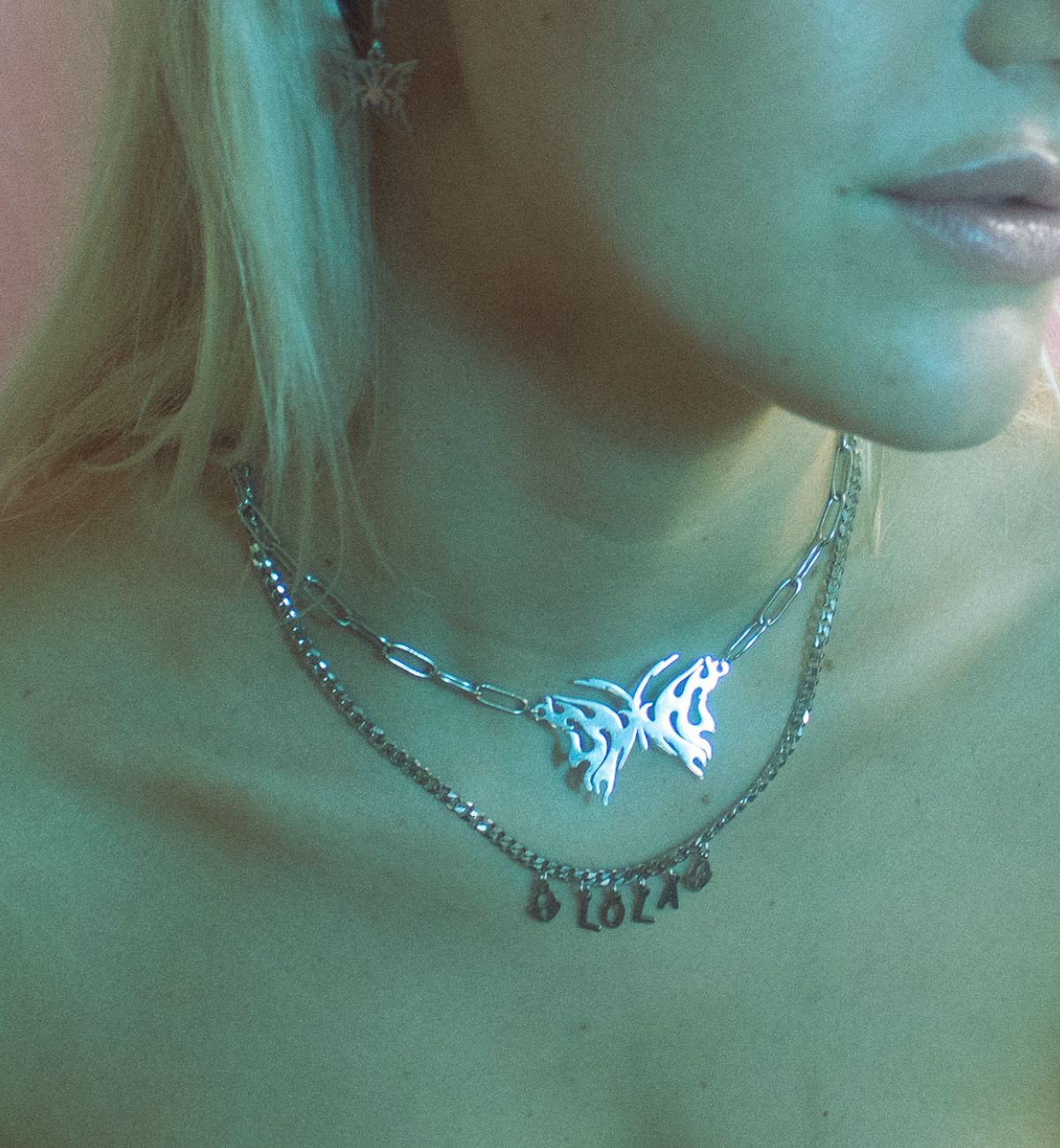 'flutter' necklace